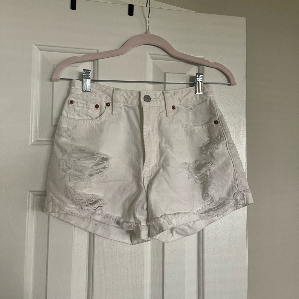 Abercrombie Annie high rise shorts